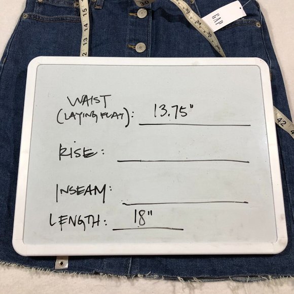 NEW Gap Womens 4 Button Front Mini Denim Jean Skirt Raw Hem #496473-00 NWT $60 - Picture 11 of 11